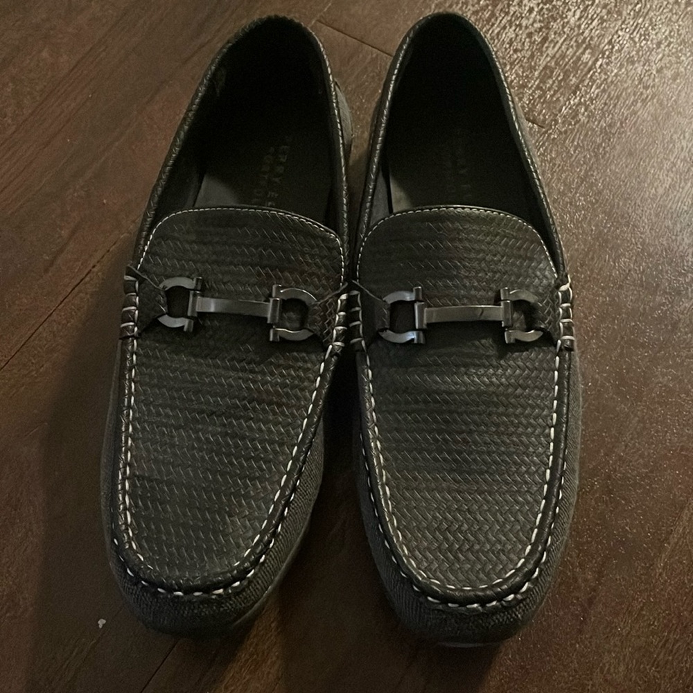 Perry Ellis men’s loafers